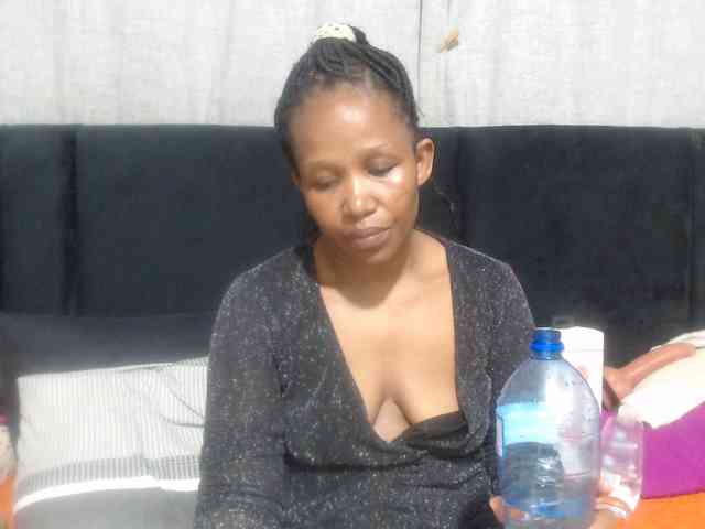 Sheila80 webcam