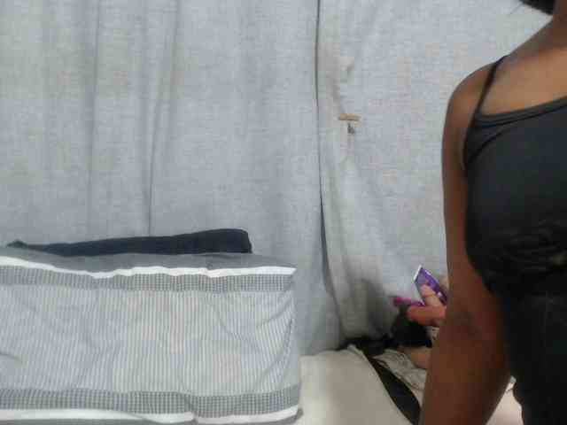 Sheila80 webcam