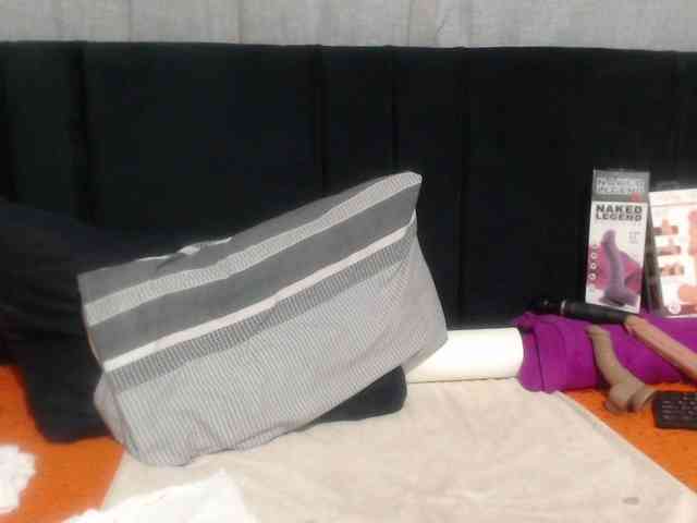 Sheila80 webcam