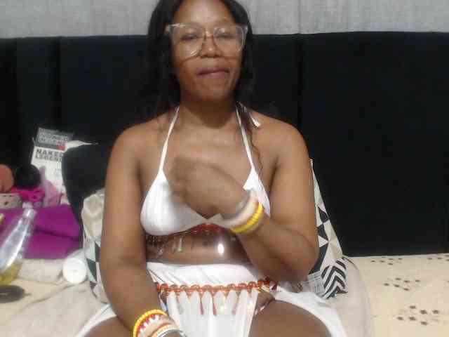 Sheila80 webcam