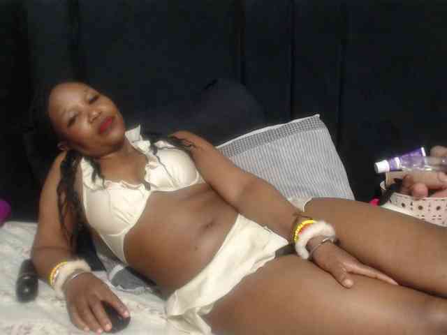Sheila80 webcam
