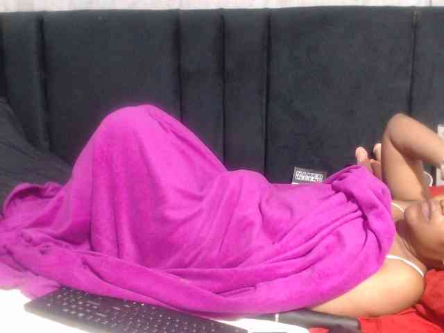 Sheila80 webcam
