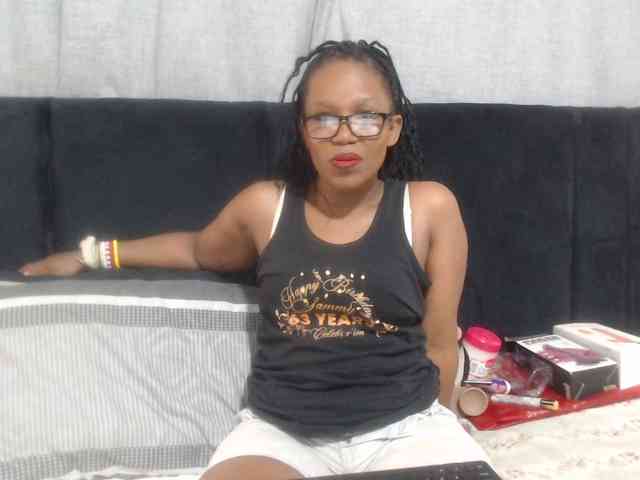 Sheila80 webcam