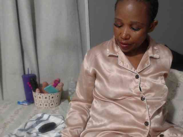 Sheila80 webcam