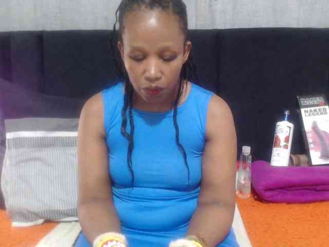 Sheila80 webcam