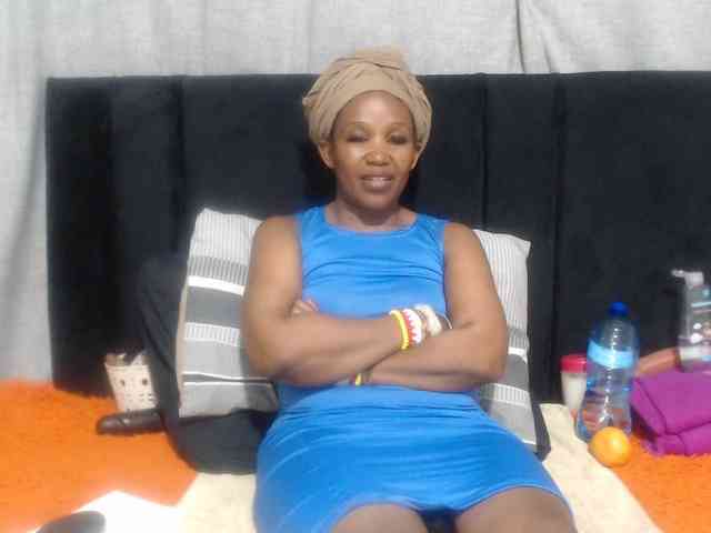 Sheila80 webcam