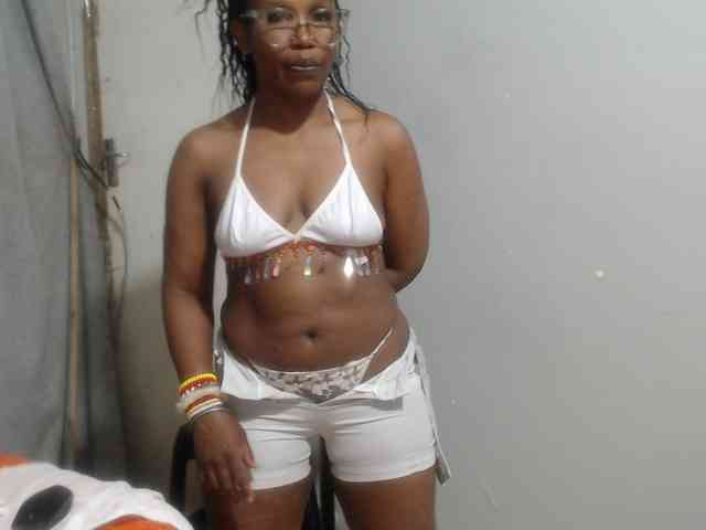 Sheila80 webcam