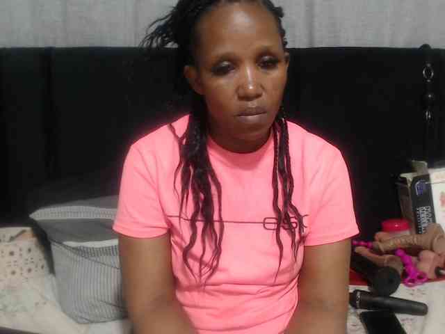 Sheila80 webcam