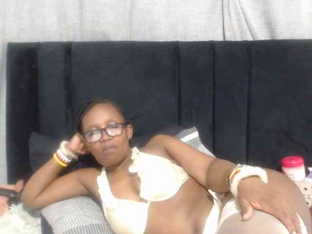 Sheila80 webcam