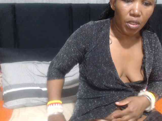 Sheila80 webcam