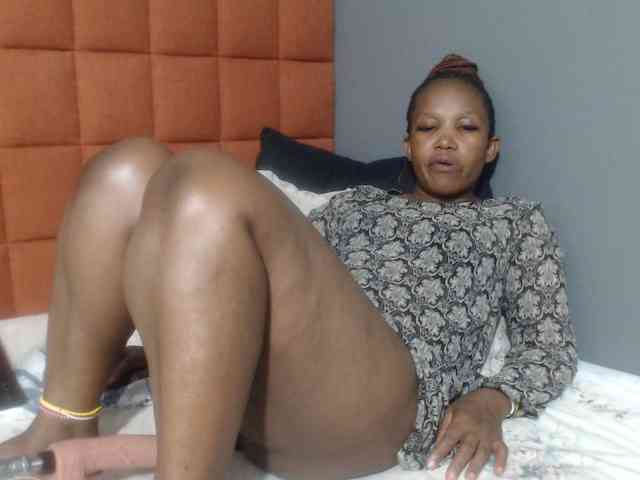 Sheila80 webcam