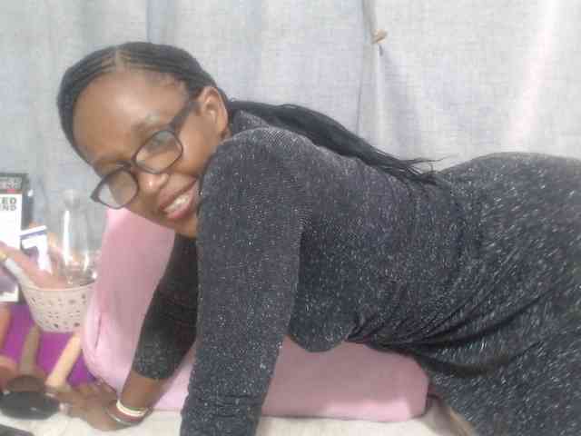 Sheila80 webcam