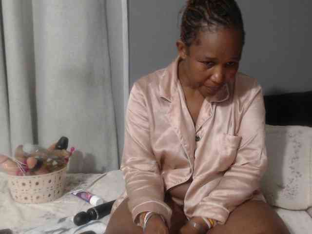 Sheila80 webcam