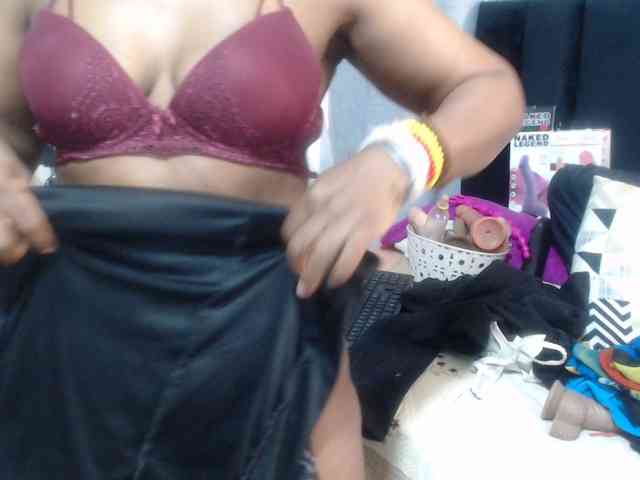 Sheila80 webcam