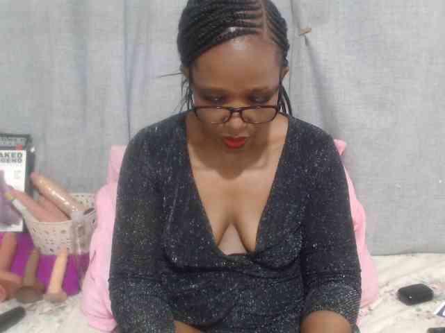 Sheila80 webcam