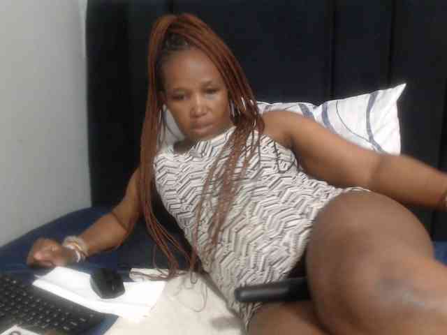 Sheila80 webcam