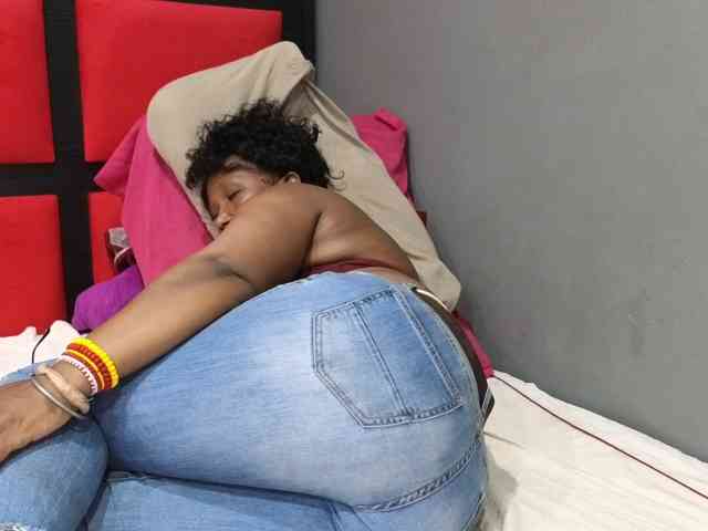 Sheila80 webcam