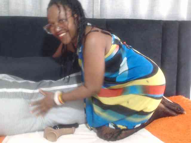Sheila80 webcam