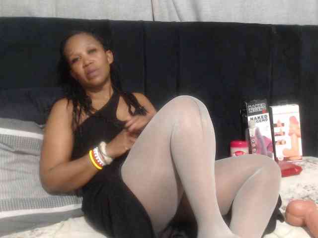 Sheila80 webcam