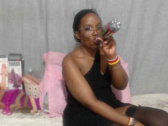 Sheila80 webcam