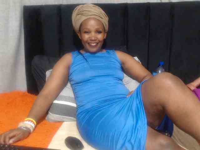 Sheila80 webcam