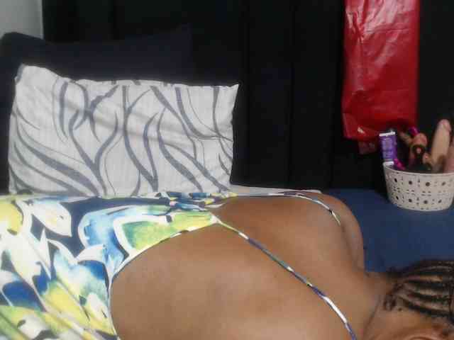 Sheila80 webcam