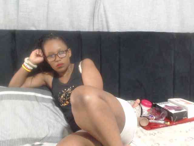 Sheila80 webcam