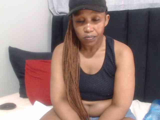 Sheila80 webcam