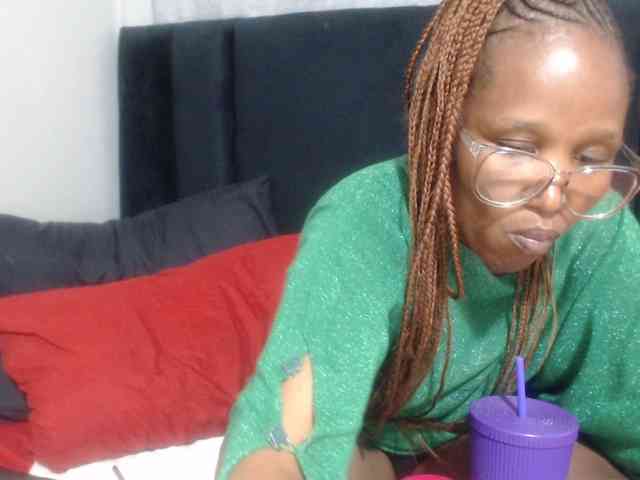 Sheila80 webcam
