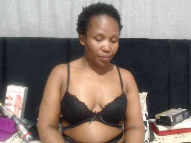 Sheila80 webcam