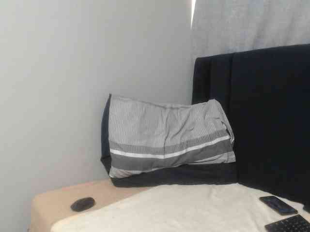 Sheila80 webcam