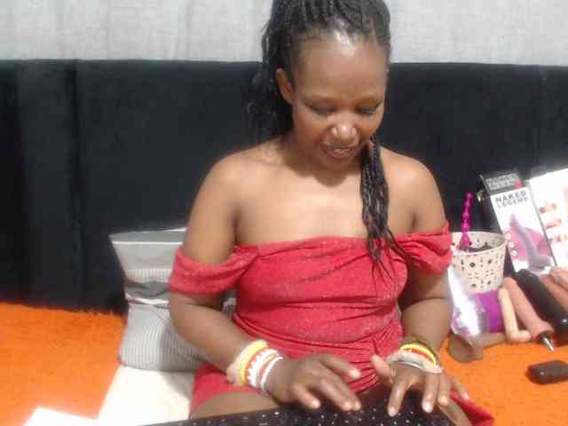 Sheila80 webcam