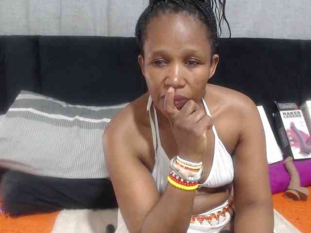 Sheila80 webcam