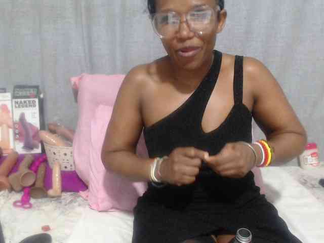 Sheila80 webcam