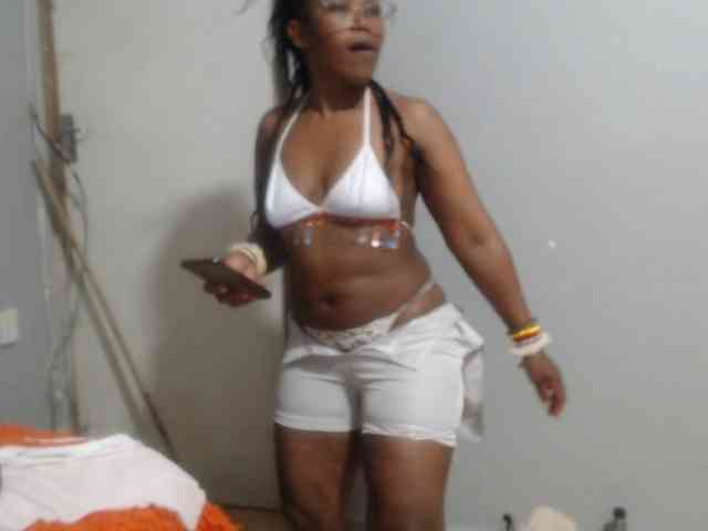Sheila80 webcam