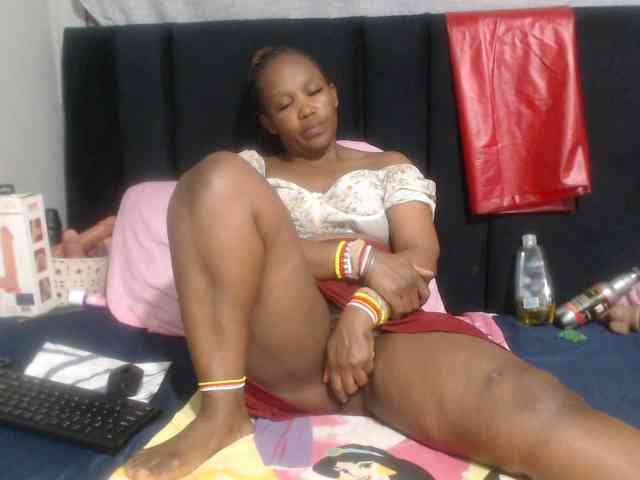 Sheila80 webcam