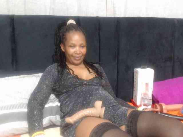 Sheila80 webcam