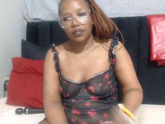 Sheila80 webcam