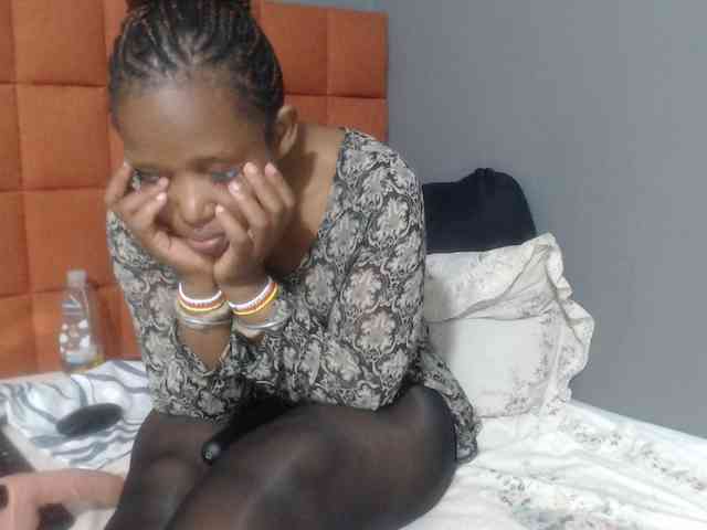 Sheila80 webcam