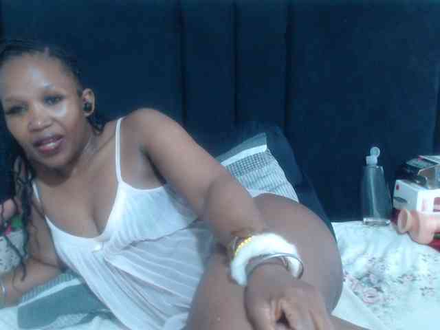 Model: Sheila80