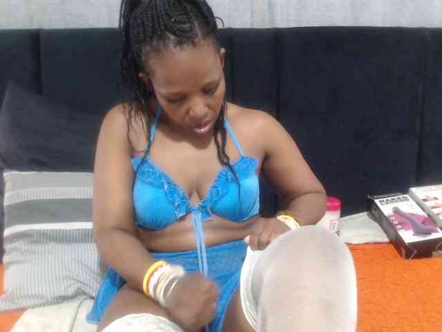 Sheila80 webcam