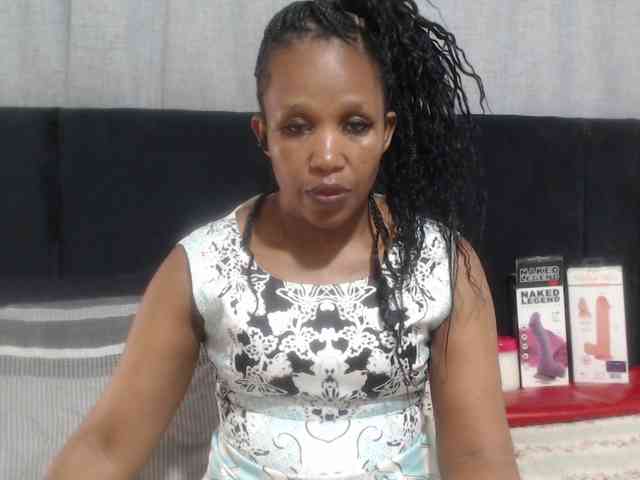 Sheila80 webcam