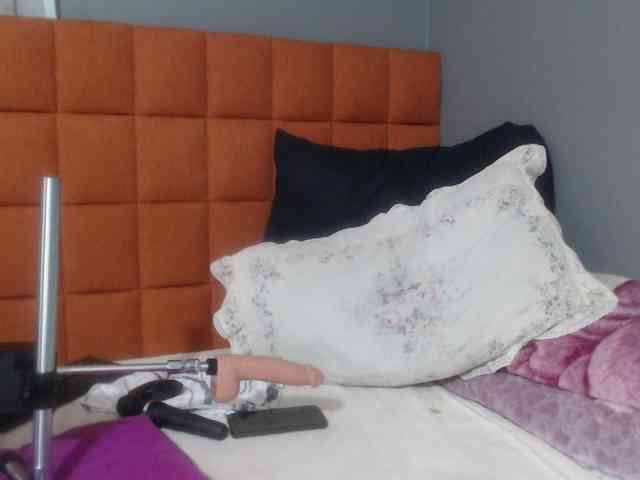 Sheila80 webcam