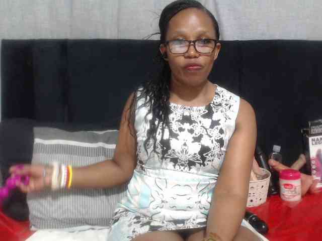 Sheila80 webcam