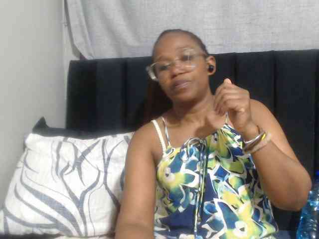 Sheila80 webcam