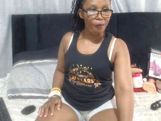 Sheila80 webcam