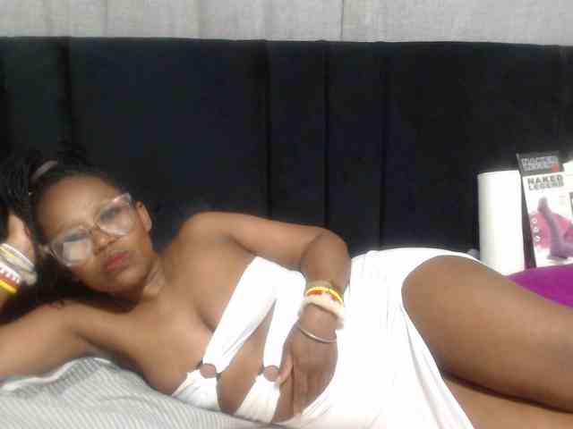 Sheila80 webcam