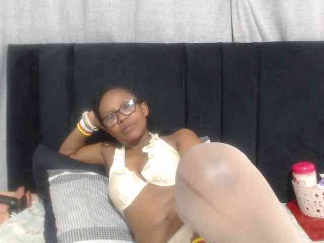 Sheila80 webcam