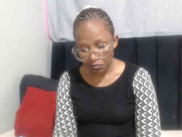 Sheila80 webcam