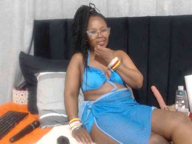Sheila80 webcam